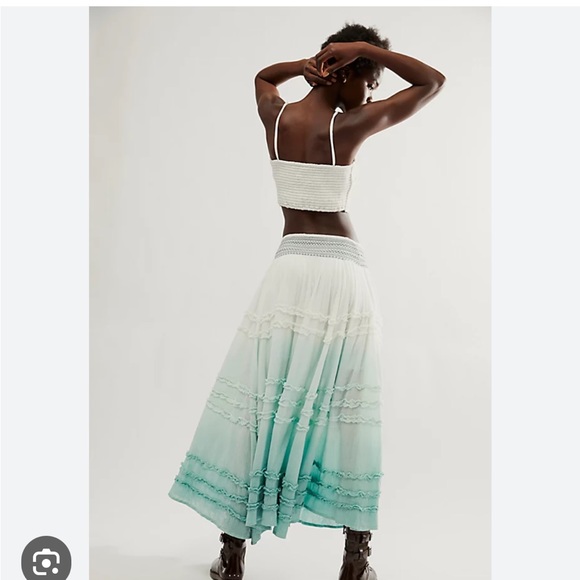 Free People Dresses & Skirts - NWT XL FreePeople Drift Away set. Embroidered sexy flowey skirt 🎉🎉🎉Host Pick